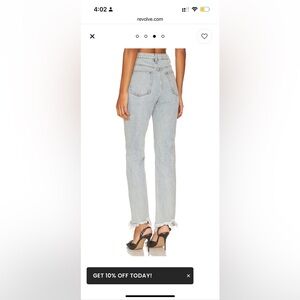 Superdown Marilyn Denim Jean in Light Blue Wash
superdown. Size 28.